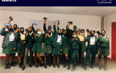 Hlahlindela Secondary School receives tablets