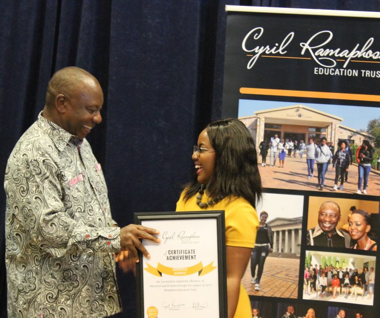 Exceptional graduates honoured at CRET Student Awards